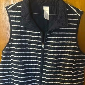 Croft & Barrow navy blue and white stripped size l vest